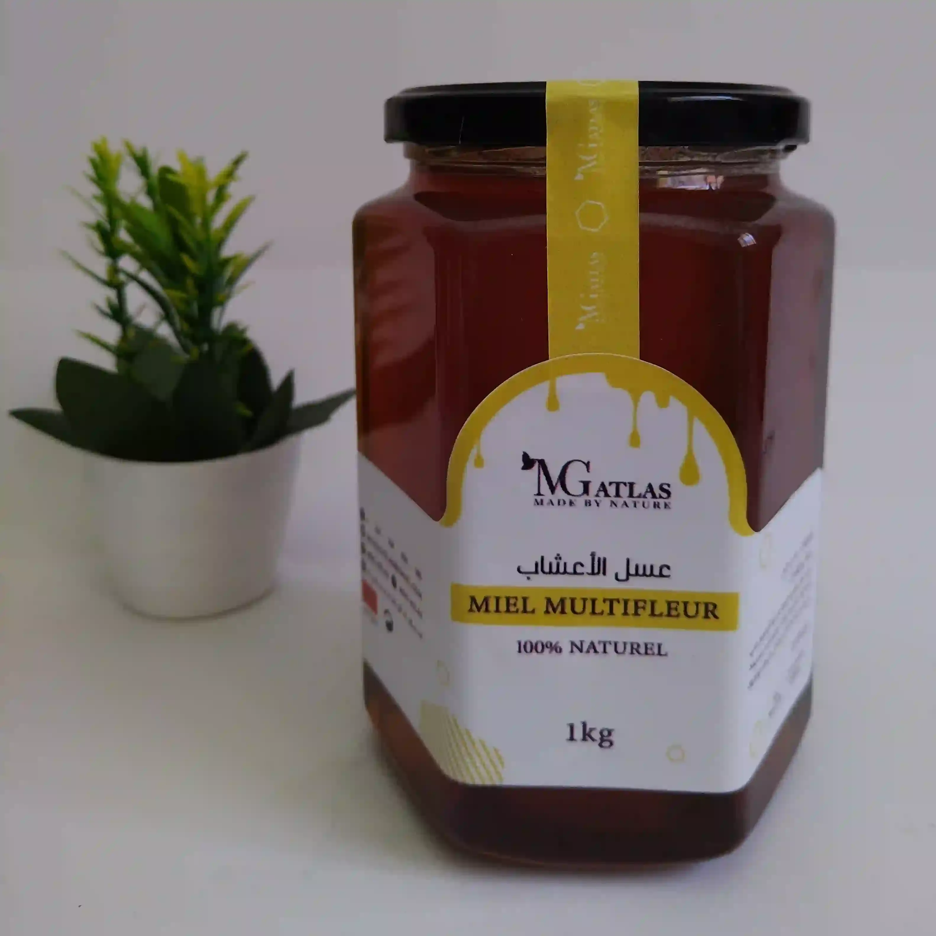 عسل الأعشاب الحر